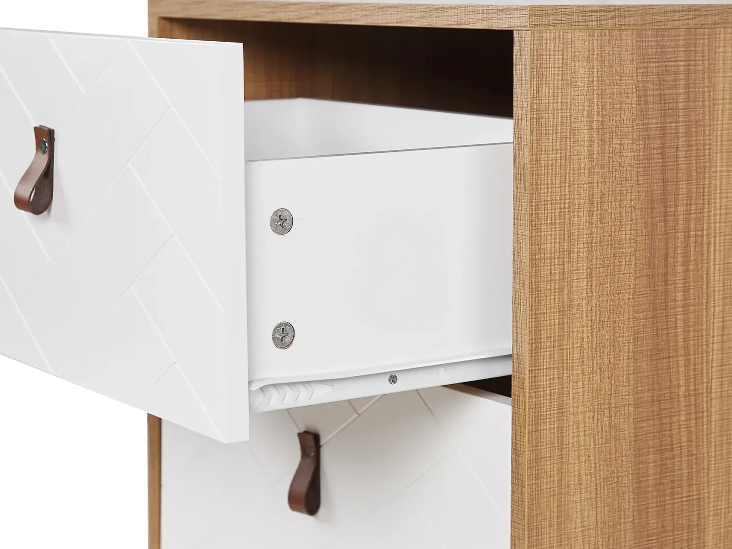 3 skuffers commode NUEVA Lysebrun/hvid
