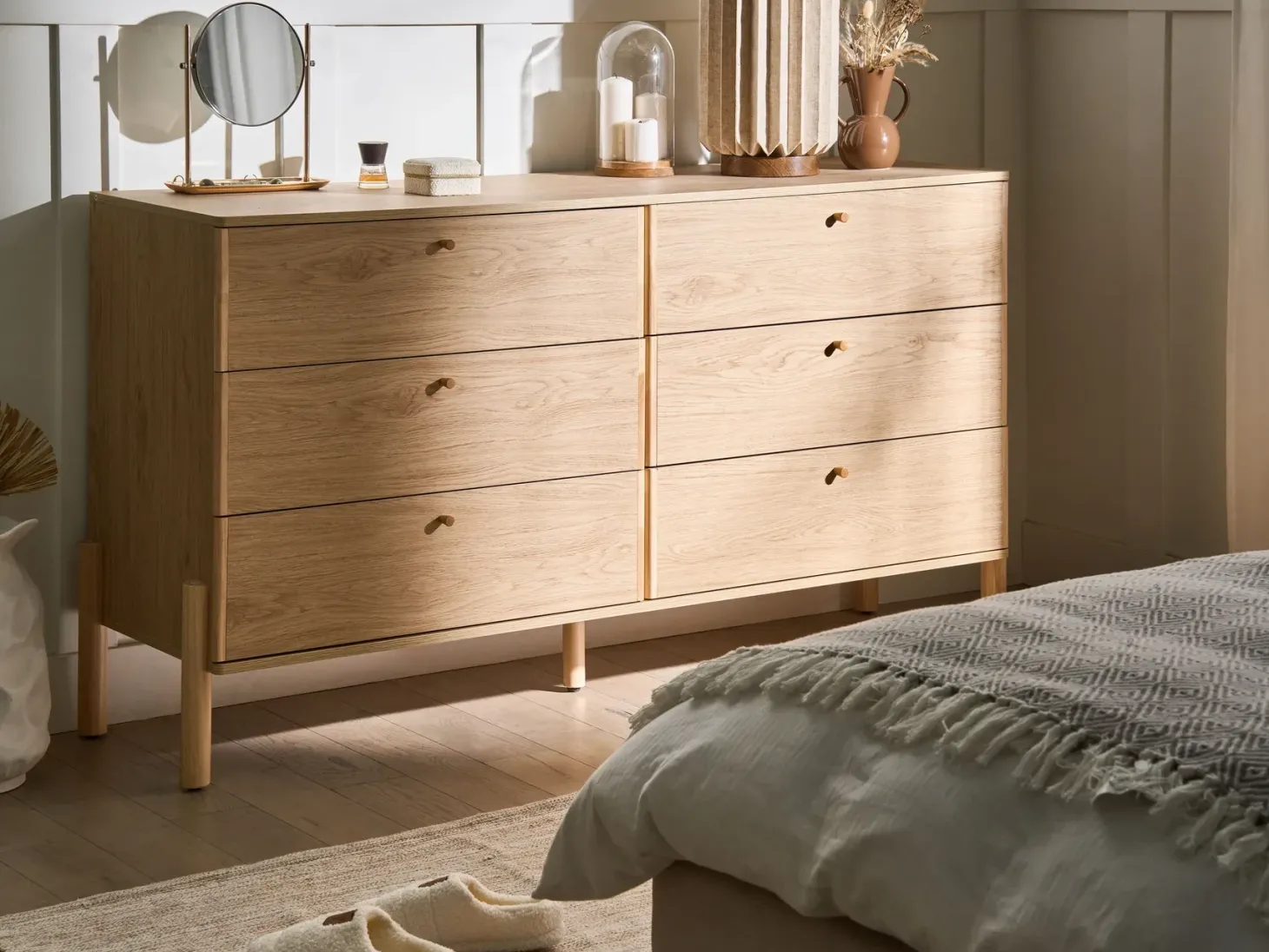 6 skuffers kommode COLLINS Lysebrun