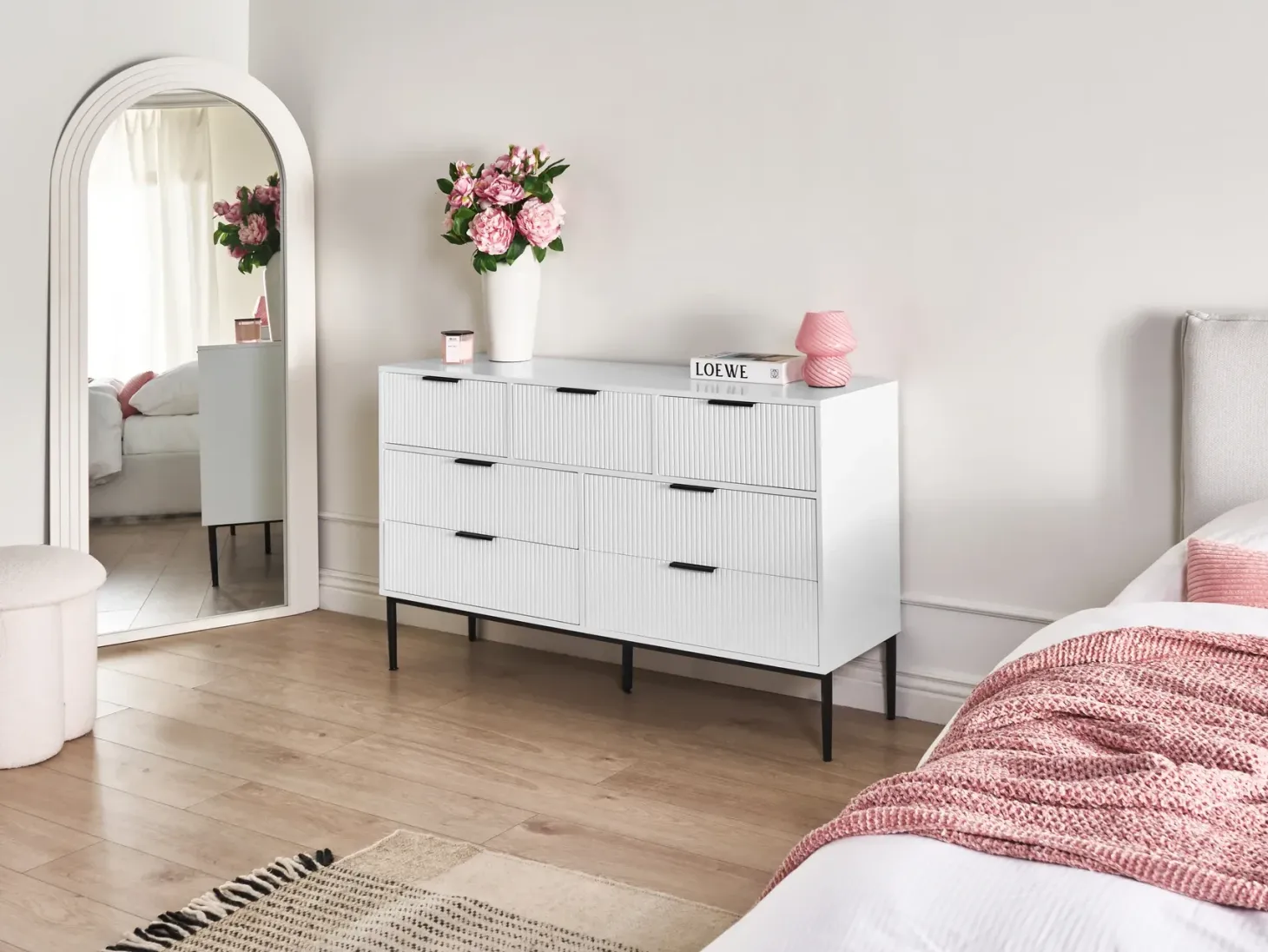 7 skuffers kommode LEDUC Hvid