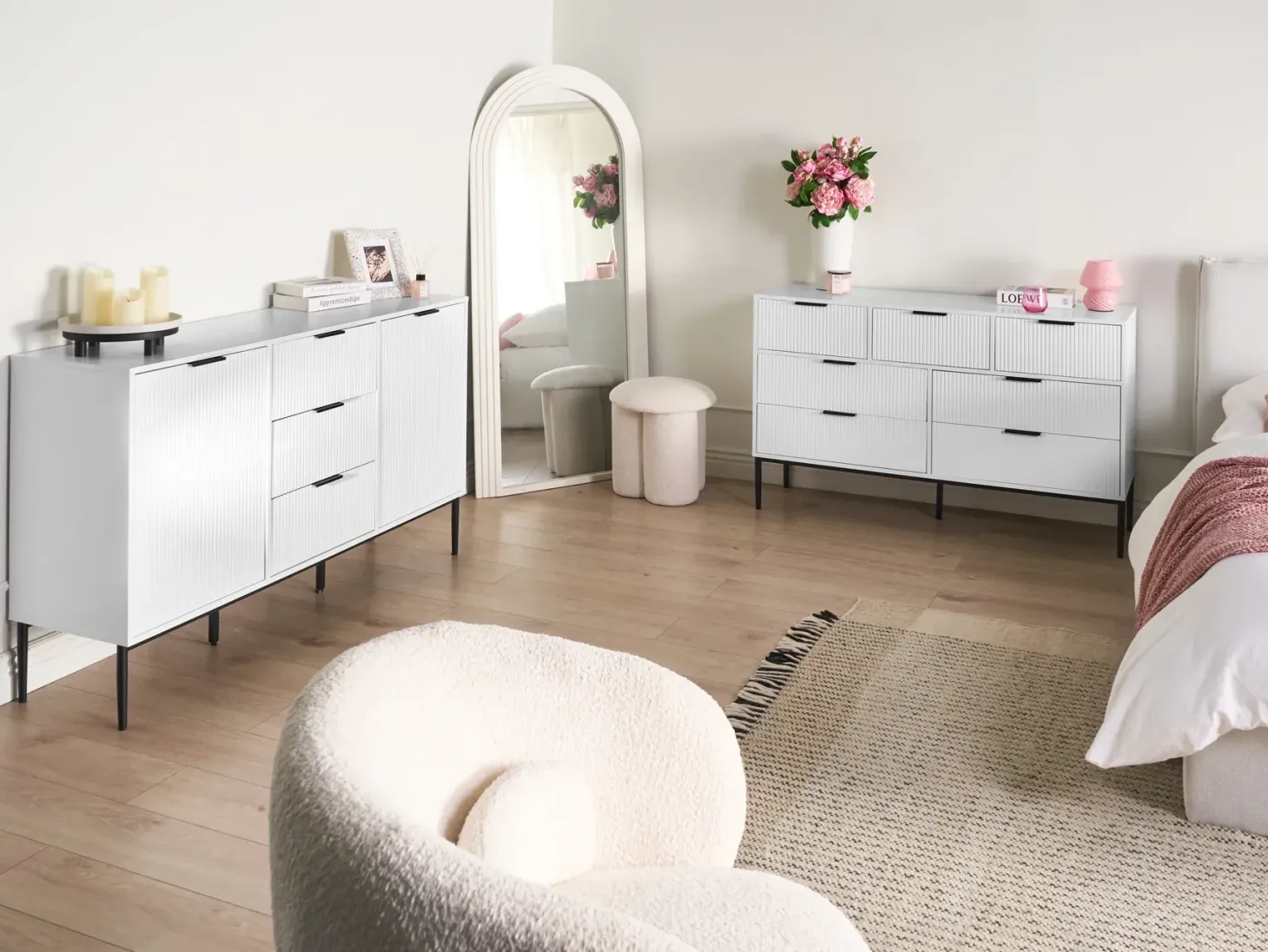 7 skuffers kommode LEDUC Hvid