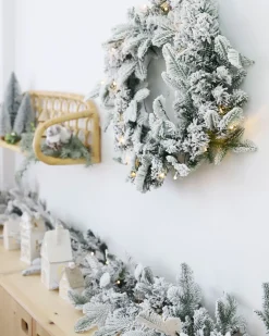 Sneklædt julekrans LED SUNDO Hvid 70 cm
