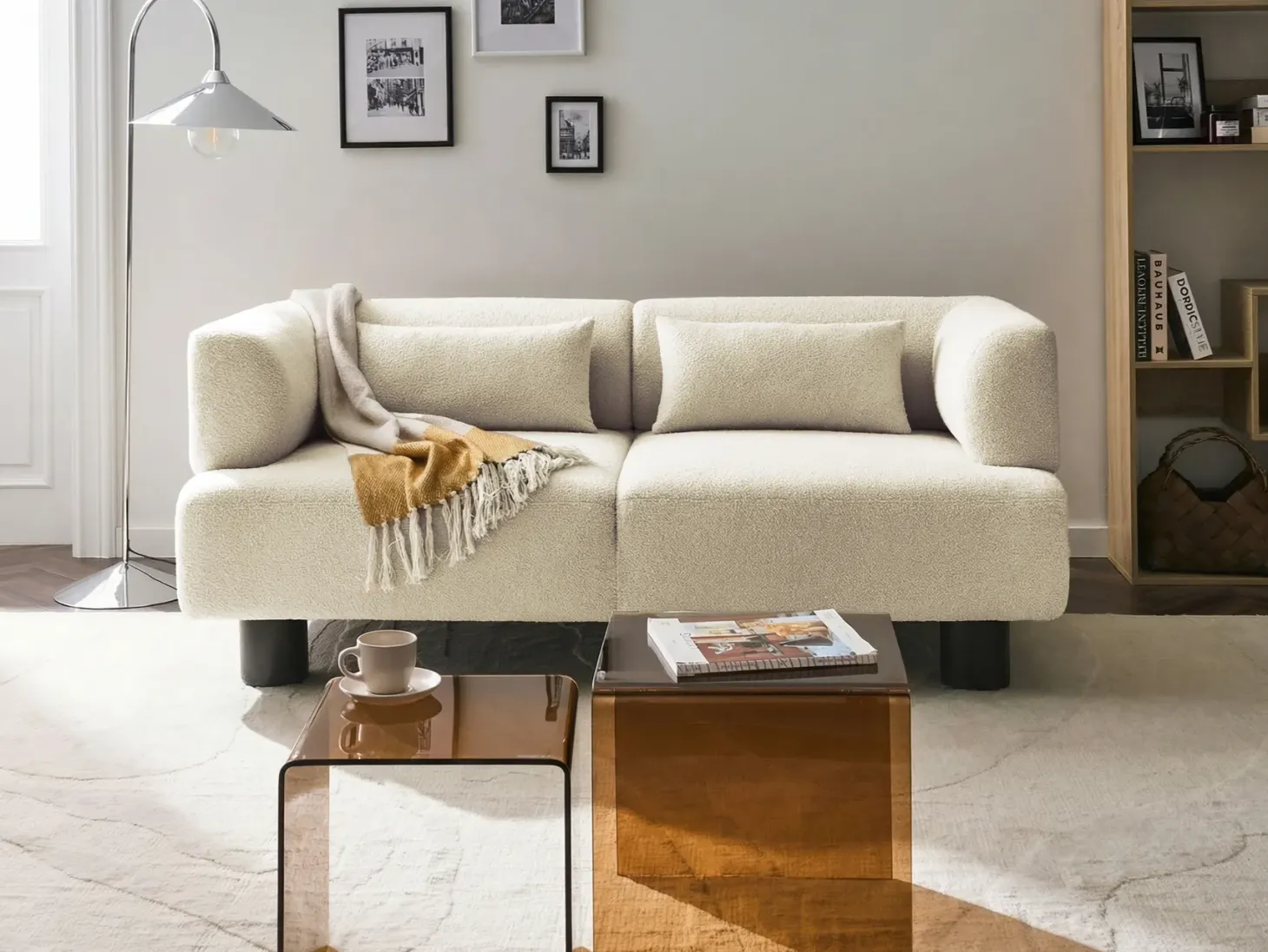 Sofa 2 personers MOVIK Boucle Cremehvid