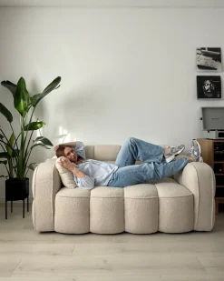 Sofa 2 personers UTANA Boucle Cremehvid