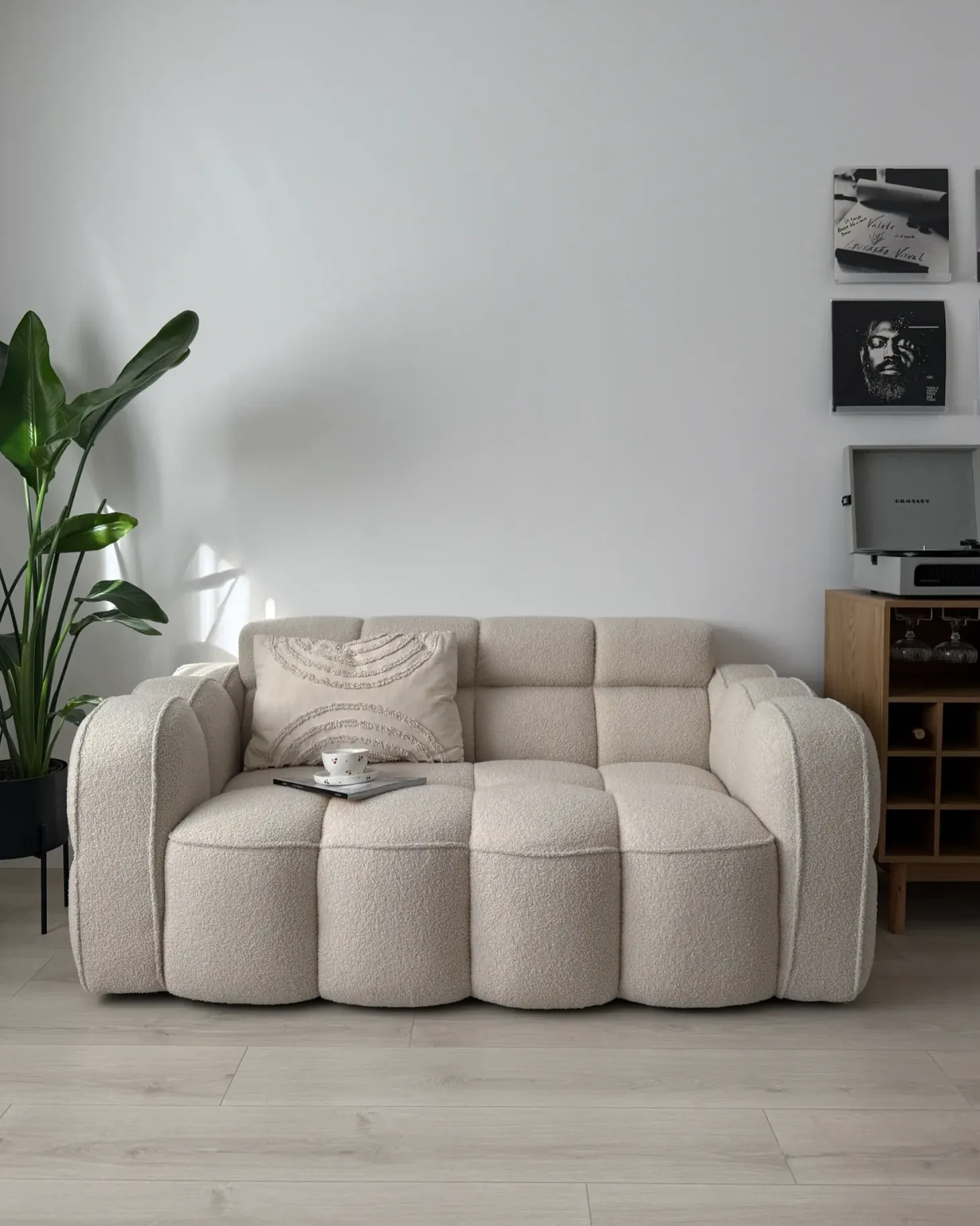 Sofa 2 personers UTANA Boucle Cremehvid