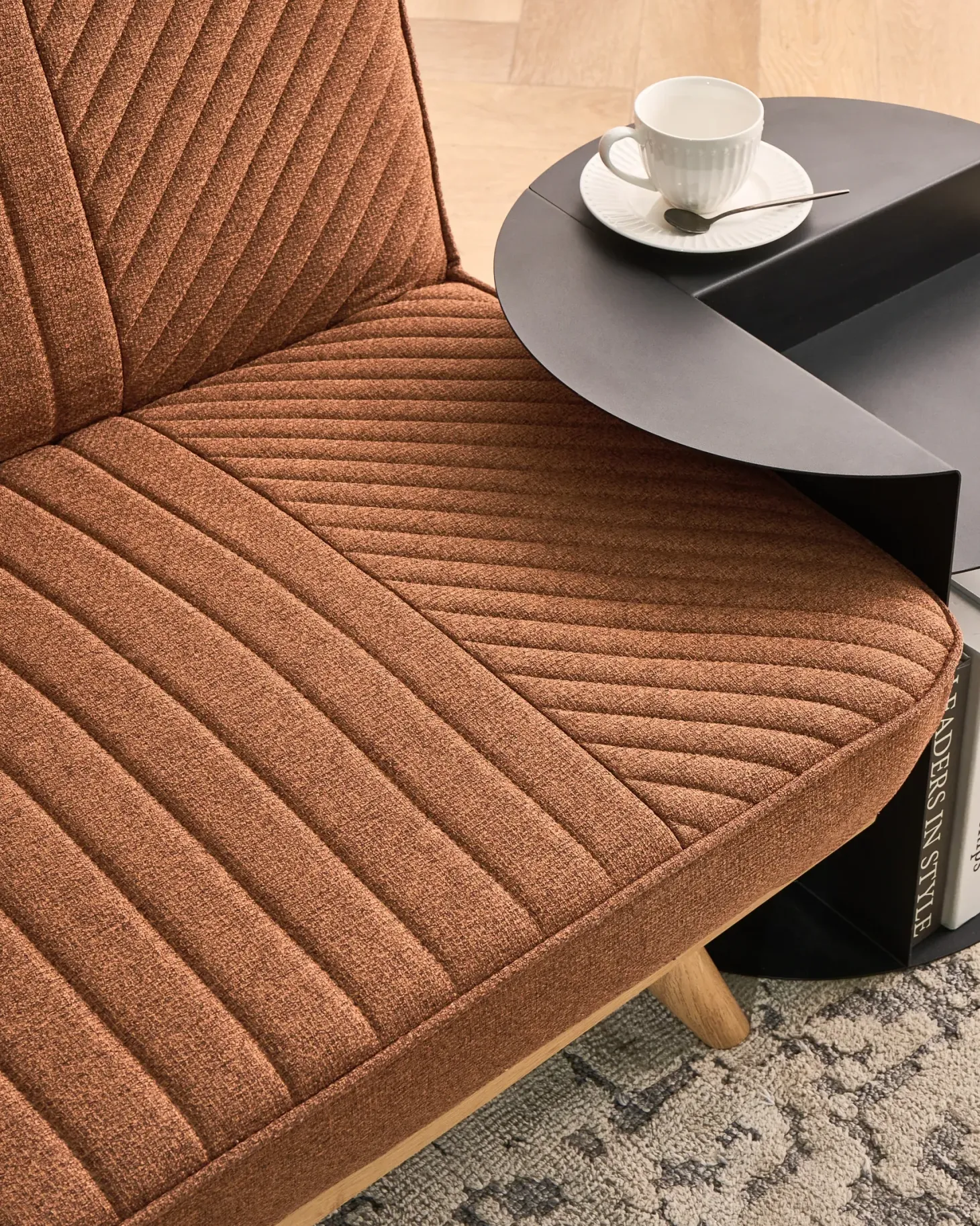 Sovesofa 2 personers KALFAFEL Guldbrun