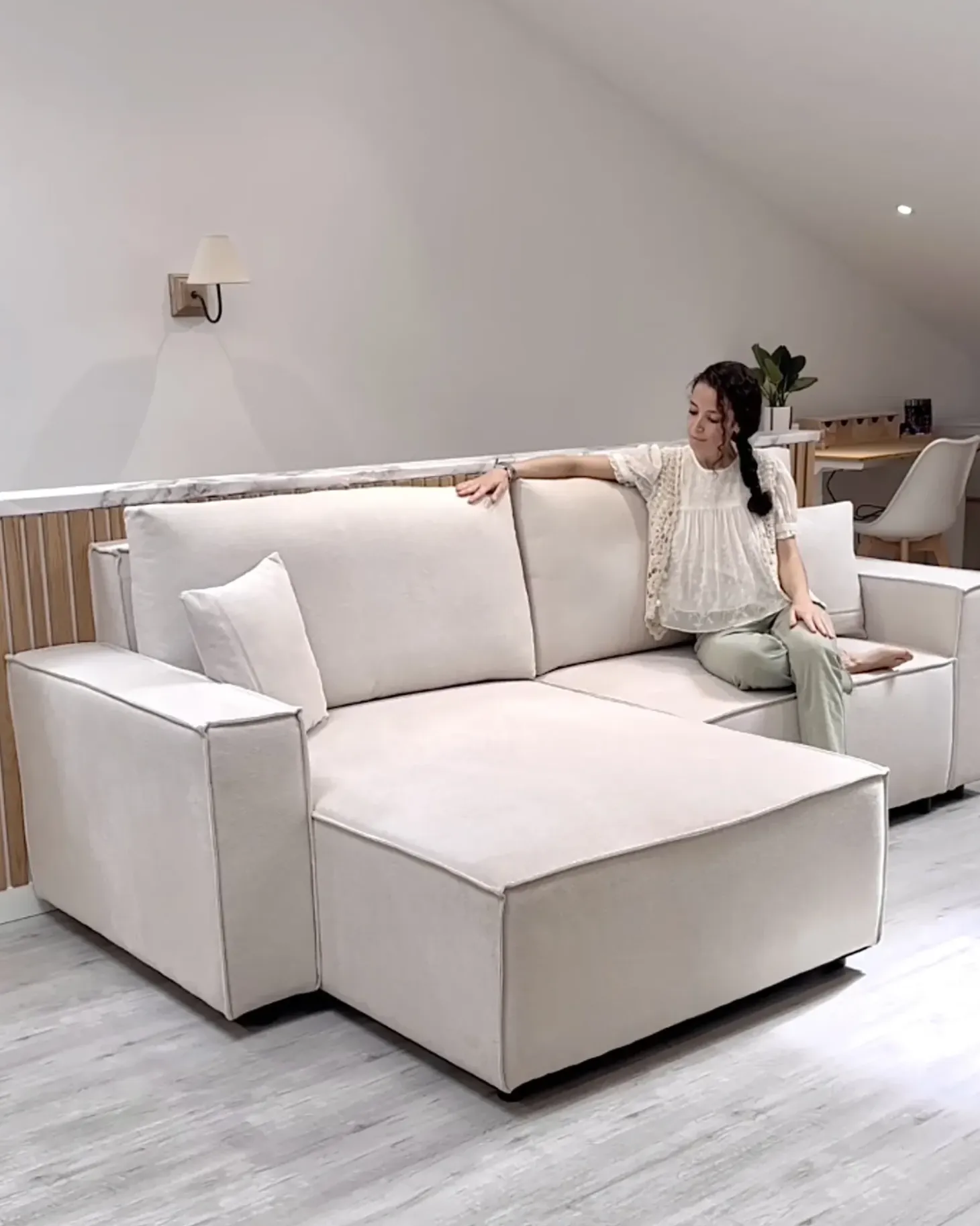 Sovesofa 3 personers KARILA Lys Beige med opbevaring Højrevendt