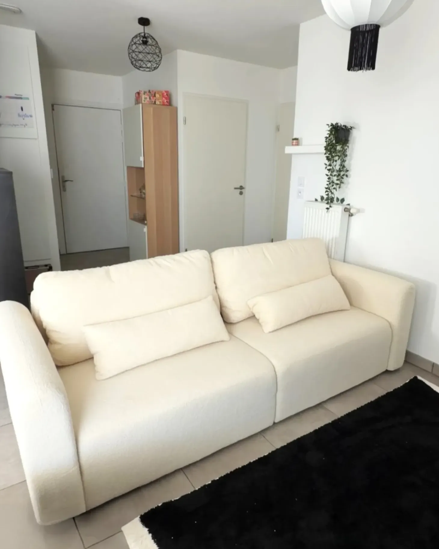 Sovesofa 3 personers VAXHOLM Boucle Cremehvid med opbevaring