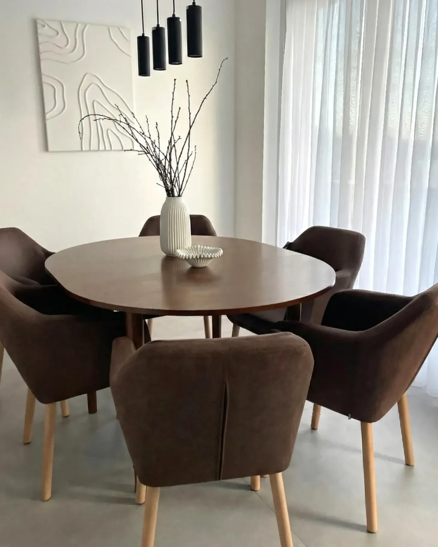 Spisebord med udtræk ECHO Mørk eg 107/137 cm 107 cm