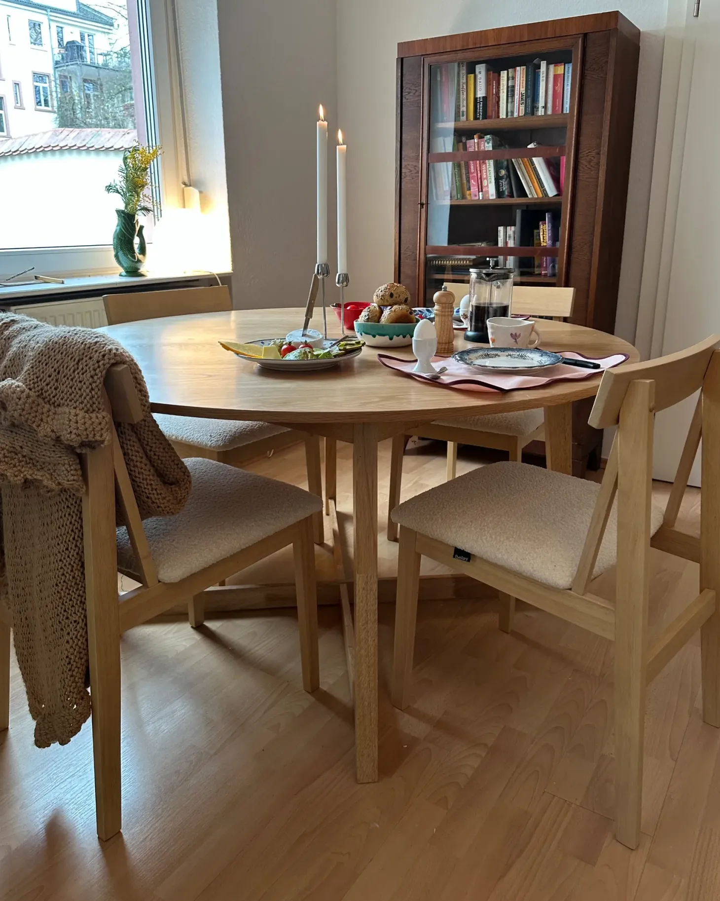 Spisebord WAIPORI Lys eg 140 cm 140 cm