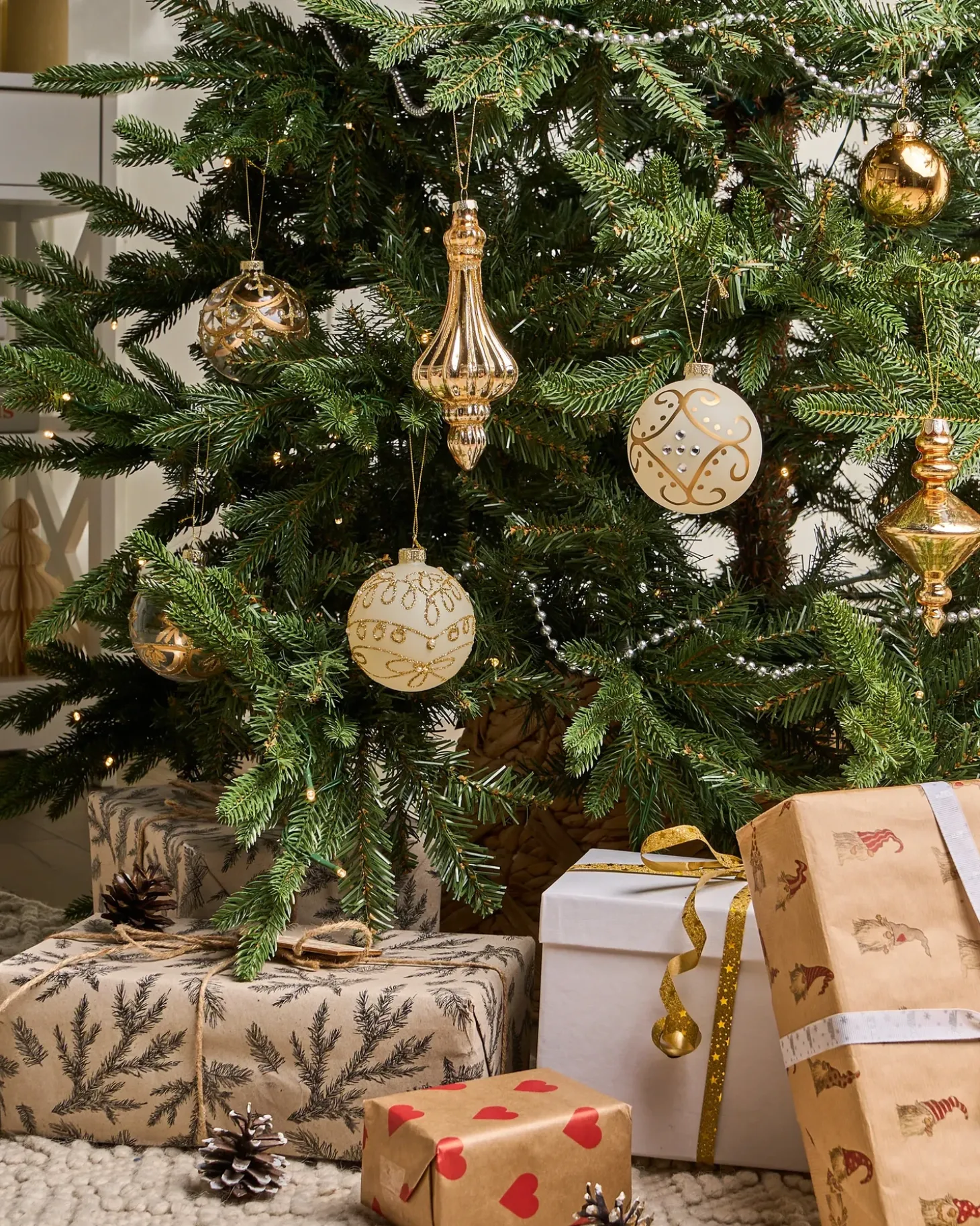 Sæt af 70 julekugler FLICKER Glas Guld