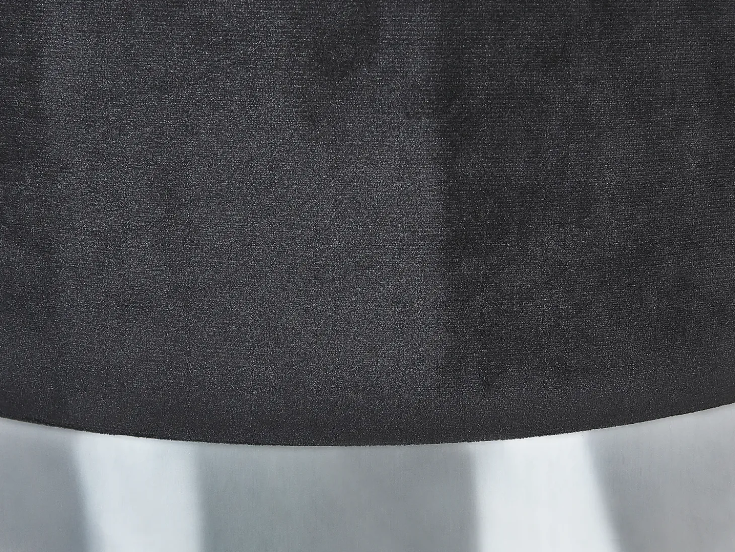 Sæt af 2 opbevaringspuffer DORIS Velour Sort