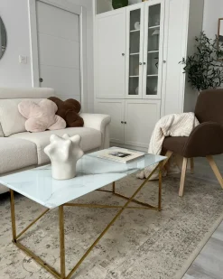 Sæt af 2 pyntepuder ACHILLEA Kunstig pels 54 x 54 cm Beige Ensfarvet
