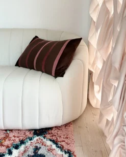 Sæt af 2 pyntepuder CRODYLINE Velour 35 x 60 cm Brun Stribet mønster