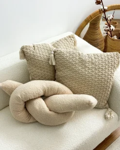 Sæt af 2 pyntepuder HAKONE 42 x 42 cm Lys Beige Geometrisk mønster