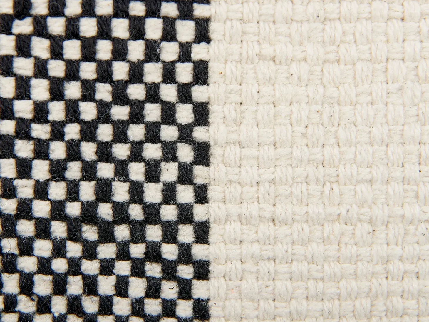 Sæt af 2 pyntepuder LAELIA Bomuld 45 x 45 cm Sort Patchwork