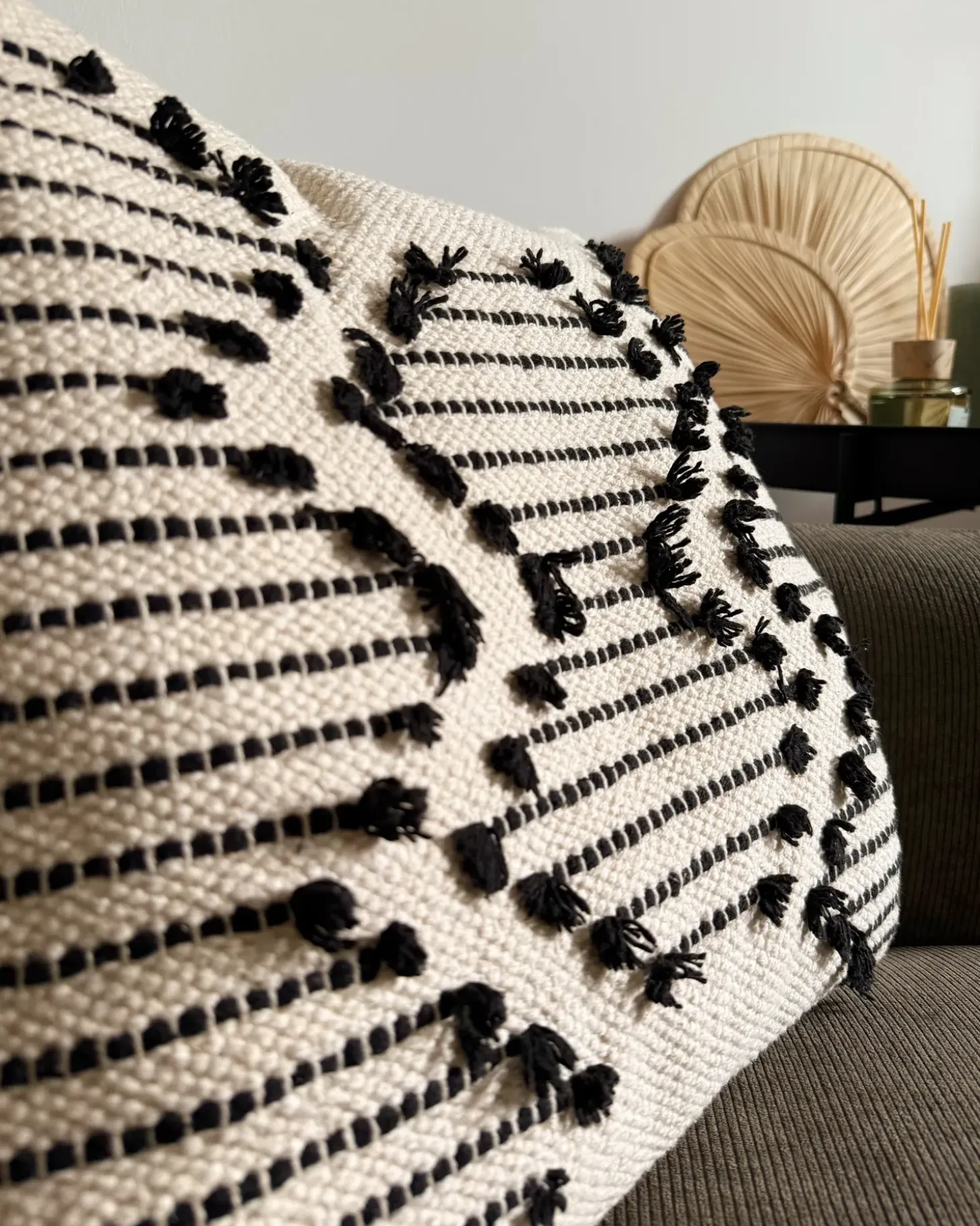Sæt af 2 pyntepuder MYRTUS Bomuld 45 x 45 cm Beige Geometrisk mønster