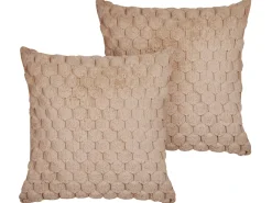 Sæt af 2 pyntepuder PURSLANE Kunstig pels 43 x 43 cm Sand Beige Geometrisk mønster