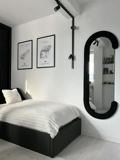 Sæt af 2 pyntepuder RAKYA Kunstig pels 45 x 45 cm Hvid Stribet mønster