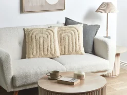 Sæt af 2 pyntepuder TATSOI Bomuld 45 x 45 cm Beige Geometrisk mønster
