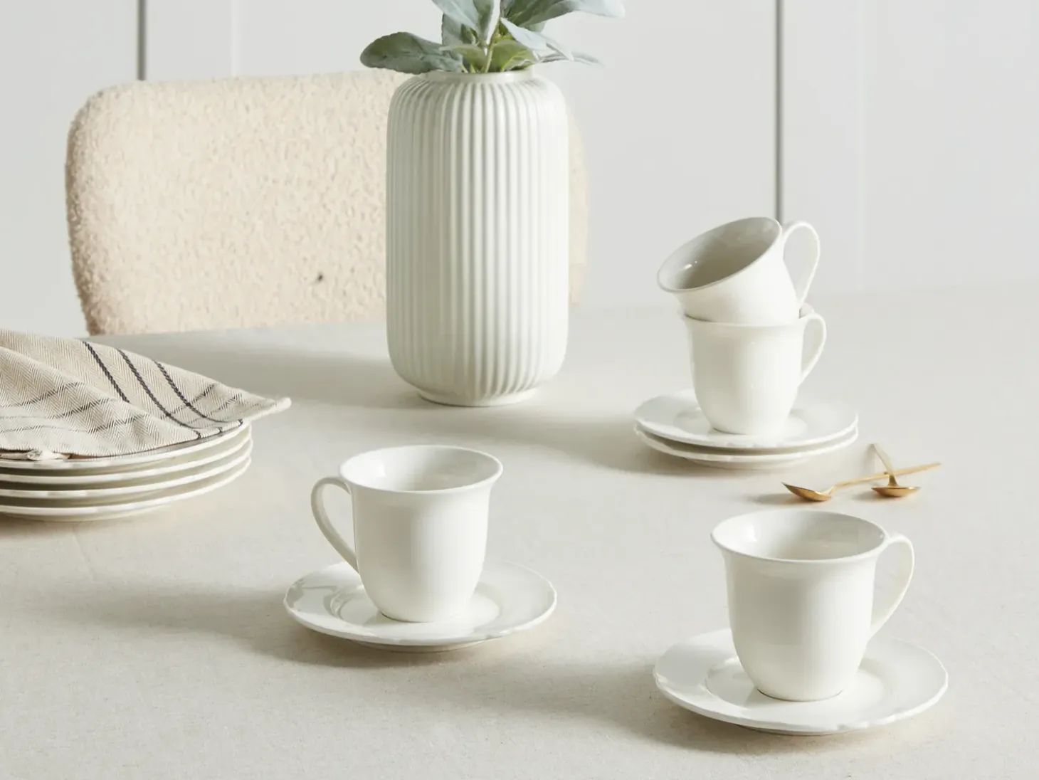 Sæt med 4 kopper med underkopper ELDERBERRY Porcelæn Hvid
