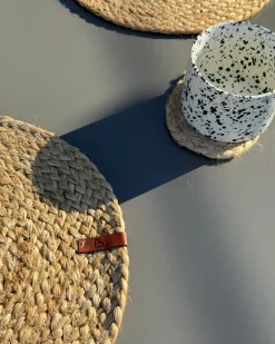 Sæt med dækkeservietter og bordskånere BUSHYLARK Jute Naturlig