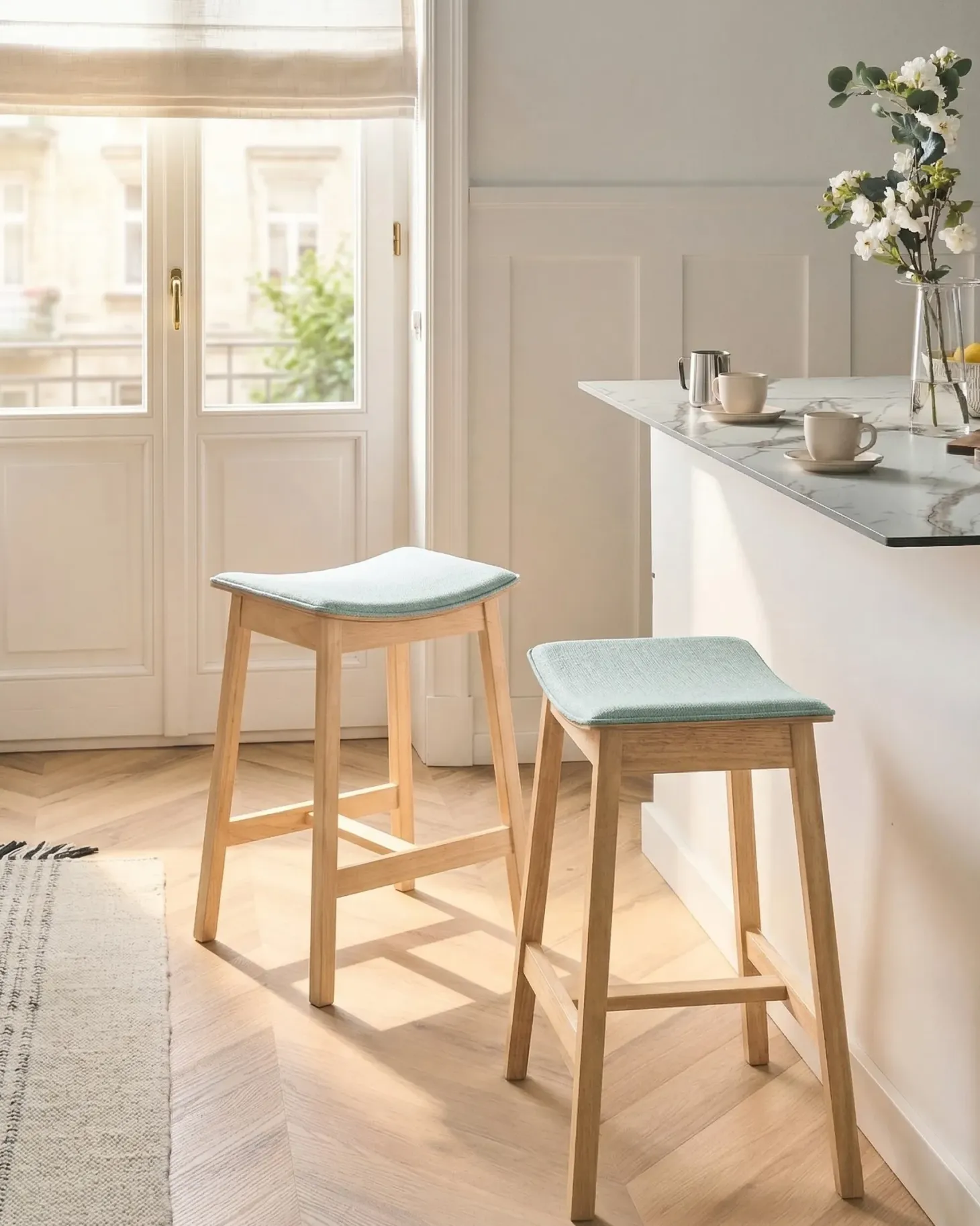 Sæt af 2 barstole DIXON Træ Lysebrun/ Mint