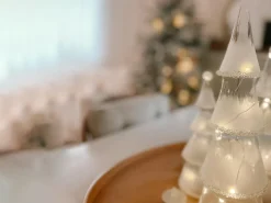 Sæt af 3 figurer LED KIERINKI Juletræ 22/27/33 cm Hvid