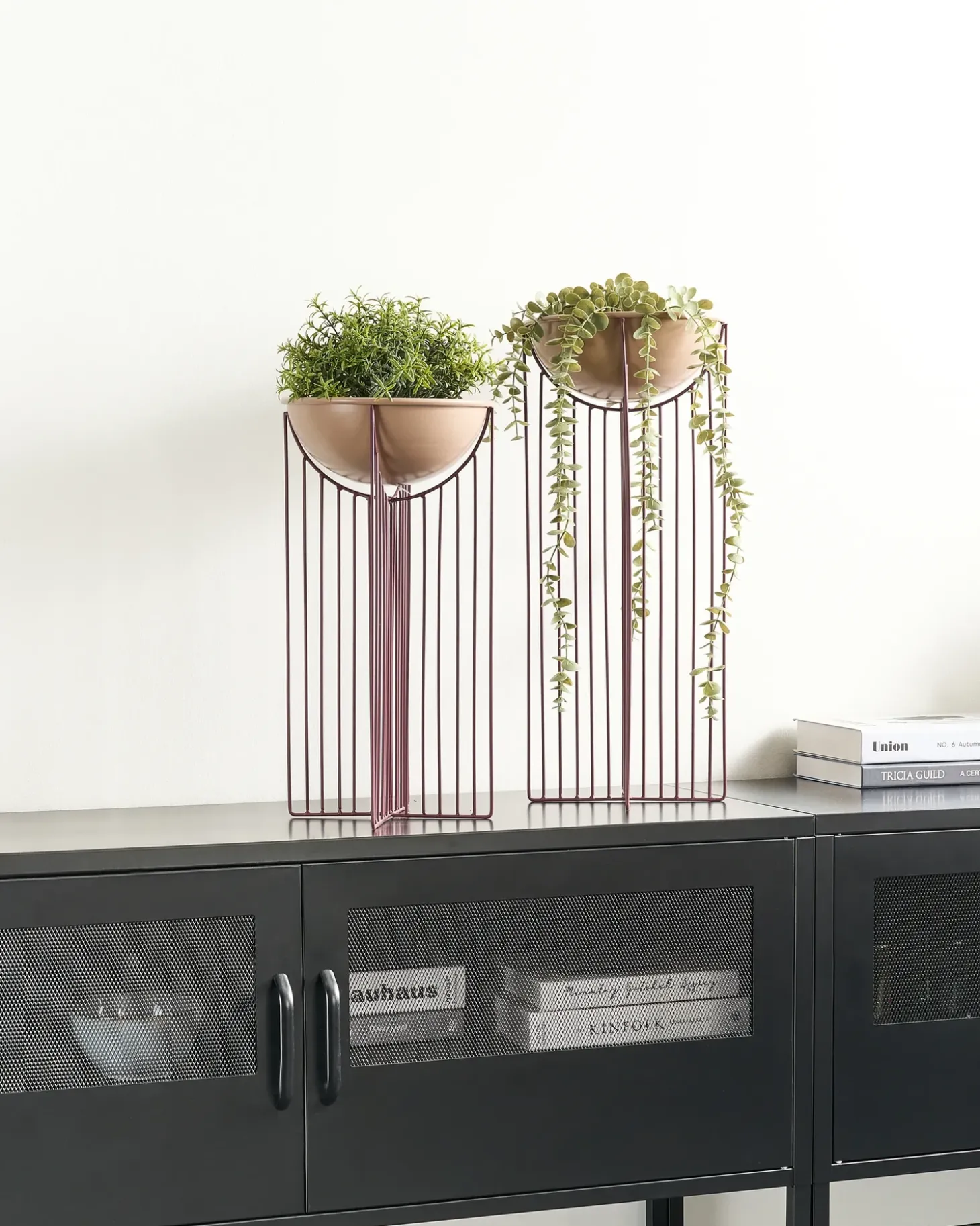 Sæt af 2 forhøjede plantekrukker FICARIA Metal 22 cm Lyserød