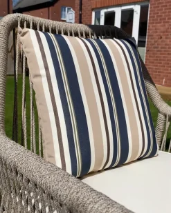 Sæt af 2 havehynder KASTOS Stribet mønster 40 x 40 cm Brungrå