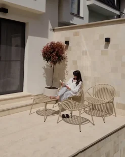 Sæt af 2 havestole CASPERIA med fodskammel Sand Beige