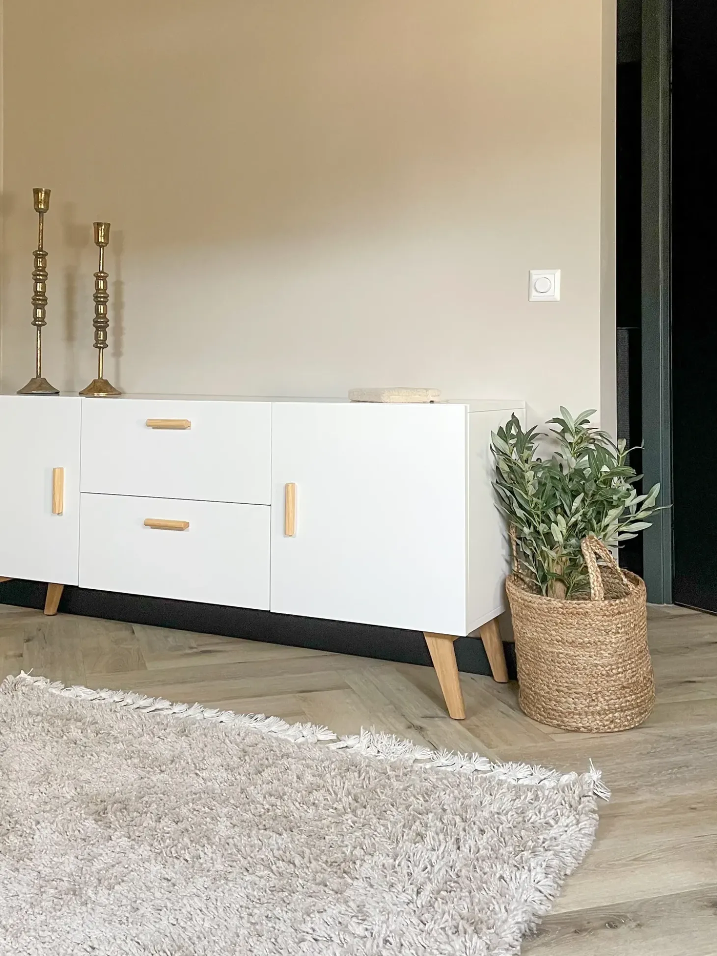 Sæt af 2 lysestager SALAMINA Metal 63/49 cm Guld