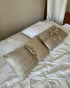 Sæt af 2 pyntepuder BELLE Velour 30 x 50 cm Lys Beige Ensfarvet