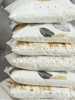 Sæt af 2 pyntepuder LOTUS Bomuld 45 x 45 cm Hvid Guld Sort Plante mønster