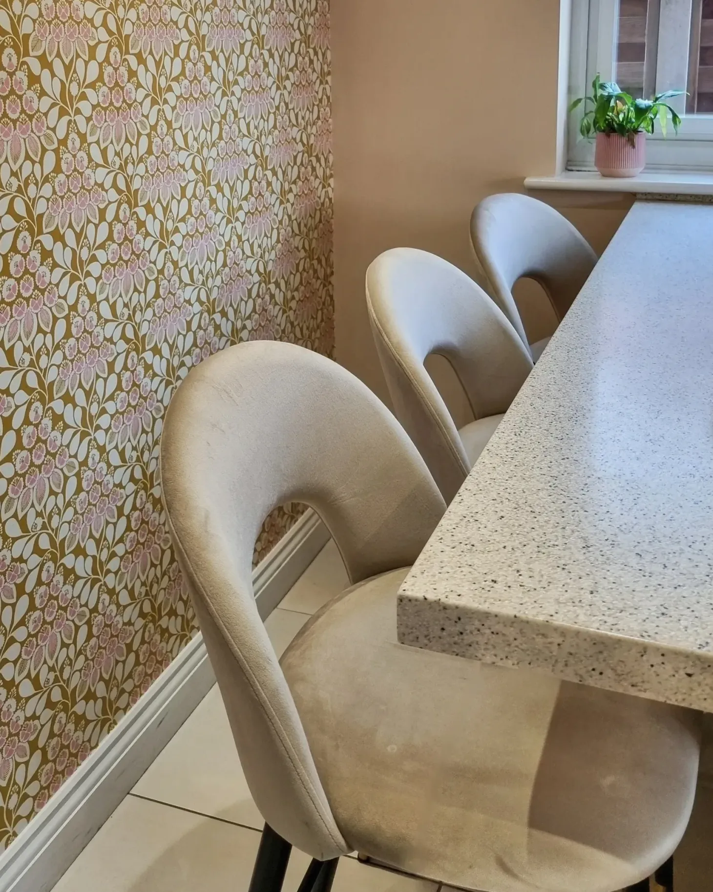 Sæt med 2 barstole FALTON Velour Beige