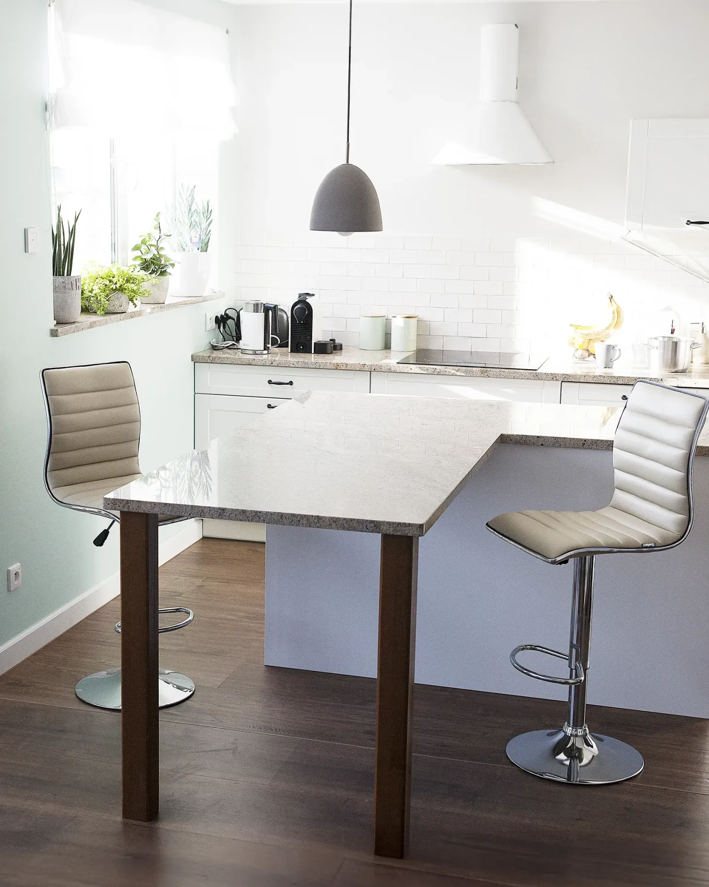 Sæt med 2 barstole LUCERNE Lys Beige