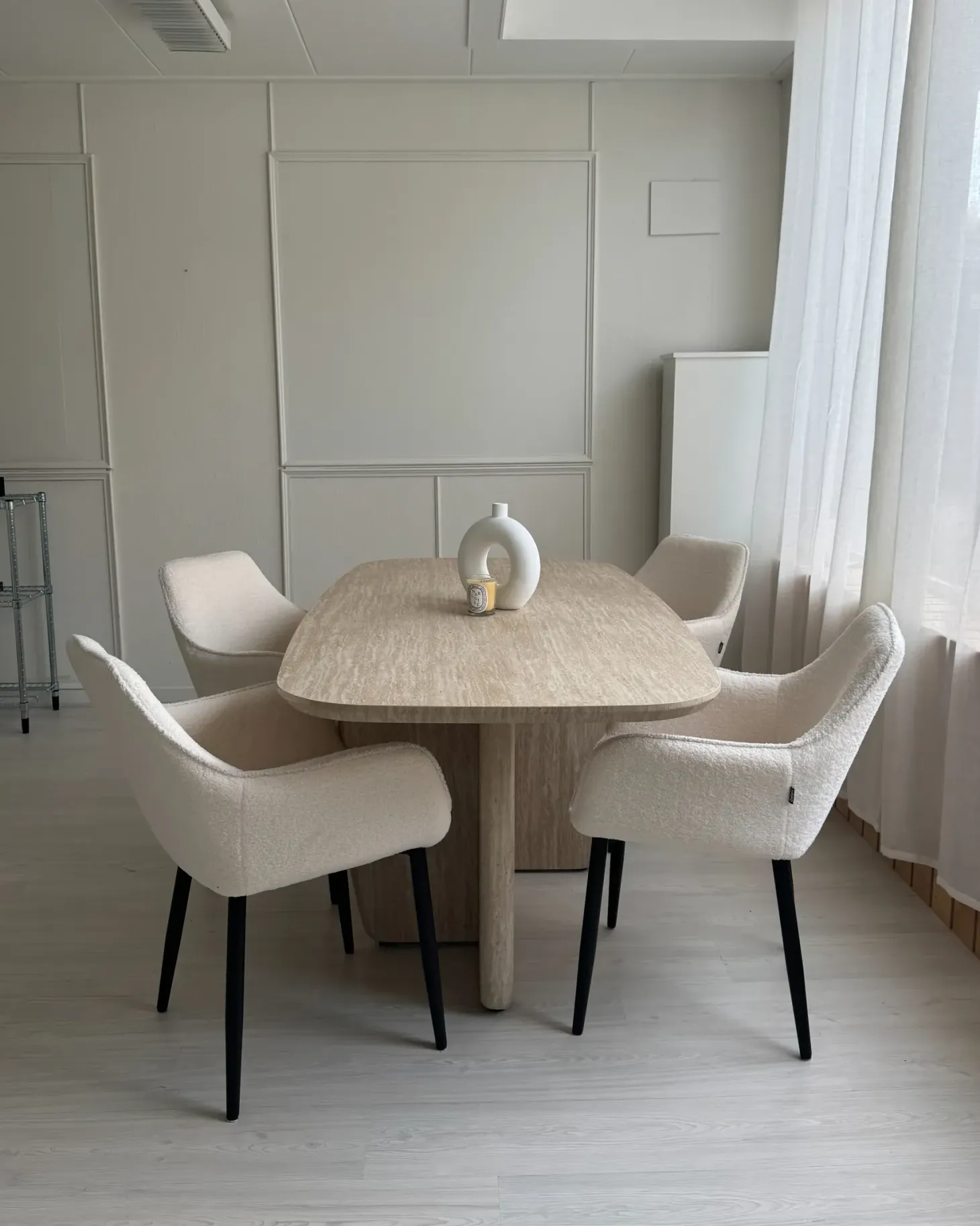 Sæt med 2 spisebordsstole ALDEN Boucle Hvid