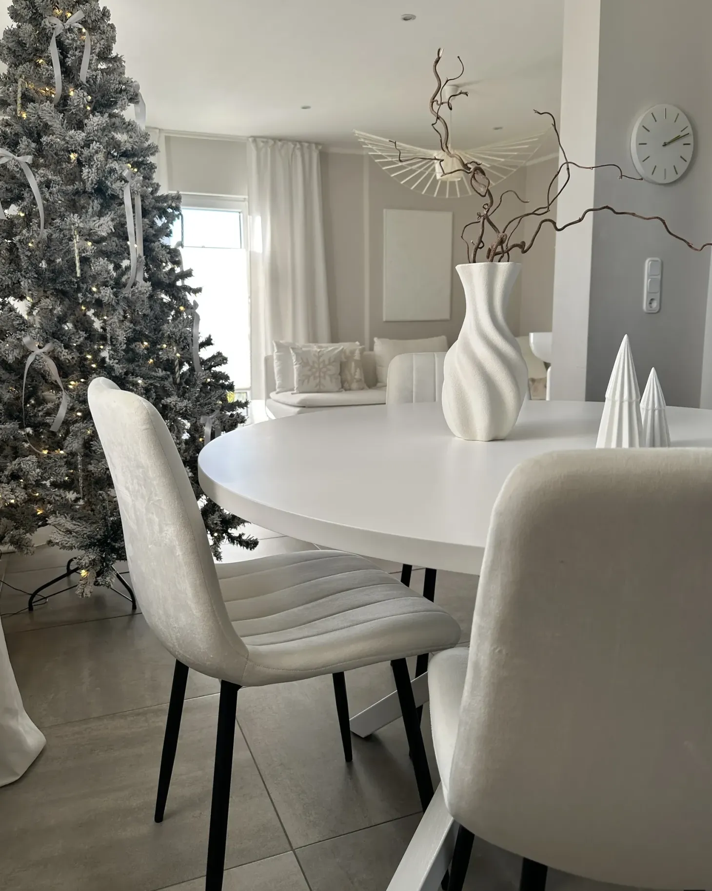 Sæt med 4 spisebordsstole KALISPELL Velour Cremehvid