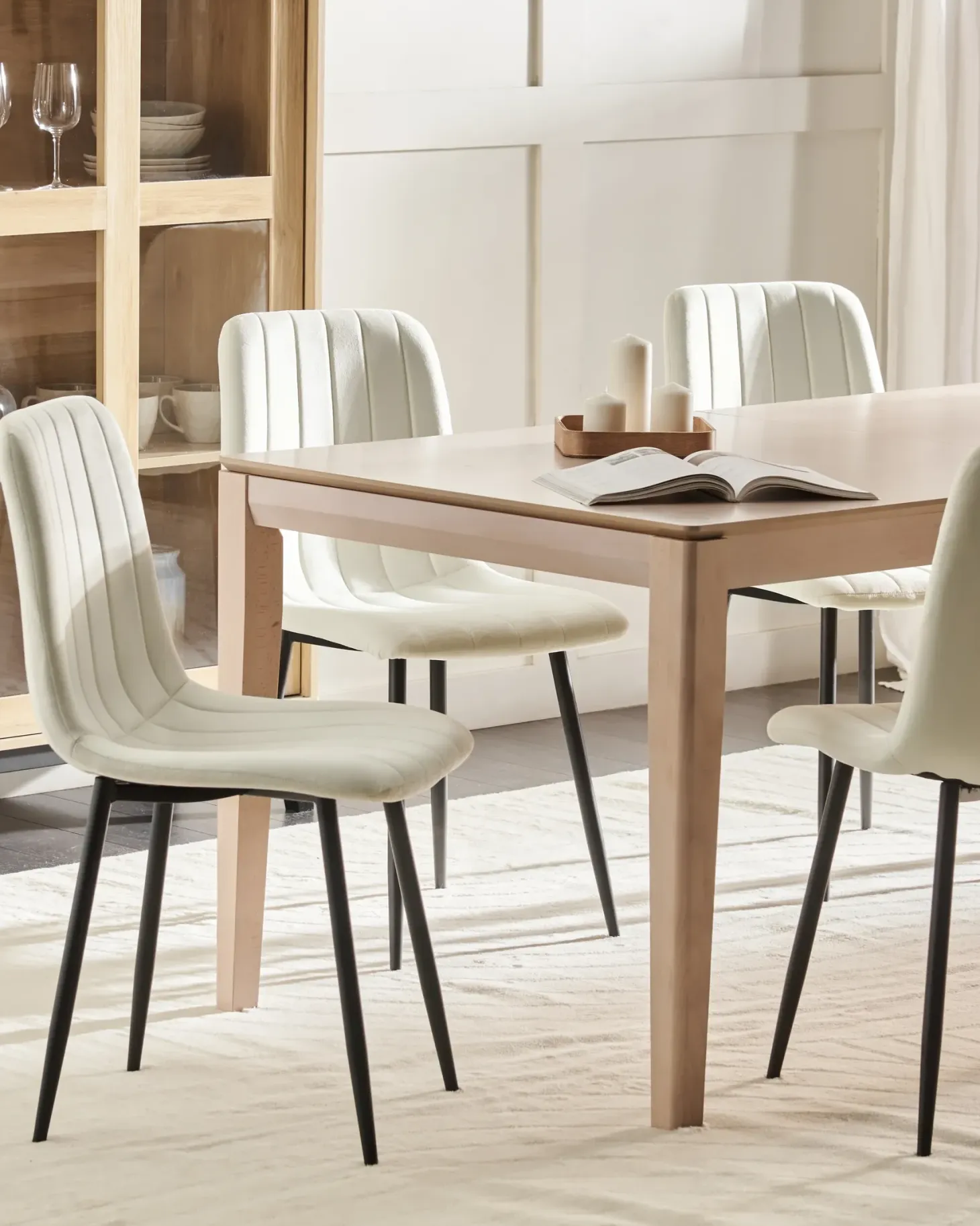 Sæt med 4 spisebordsstole KALISPELL Velour Cremehvid