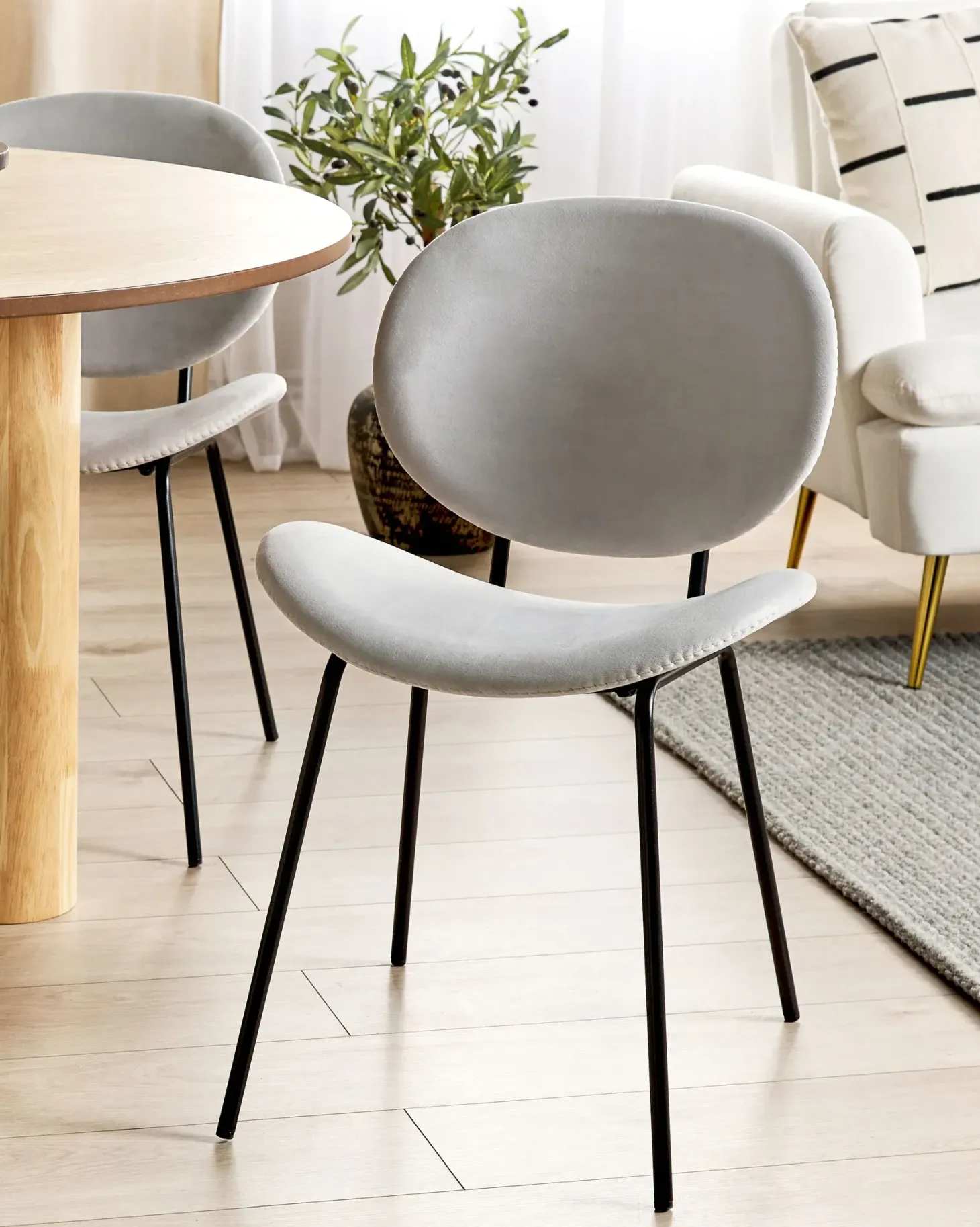 Sæt med 2 spisebordsstole LUANA Velour Lysegrå
