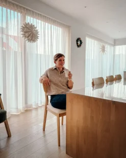 Sæt med 2 spisebordsstole MINIER Træ Lysebrun/beige