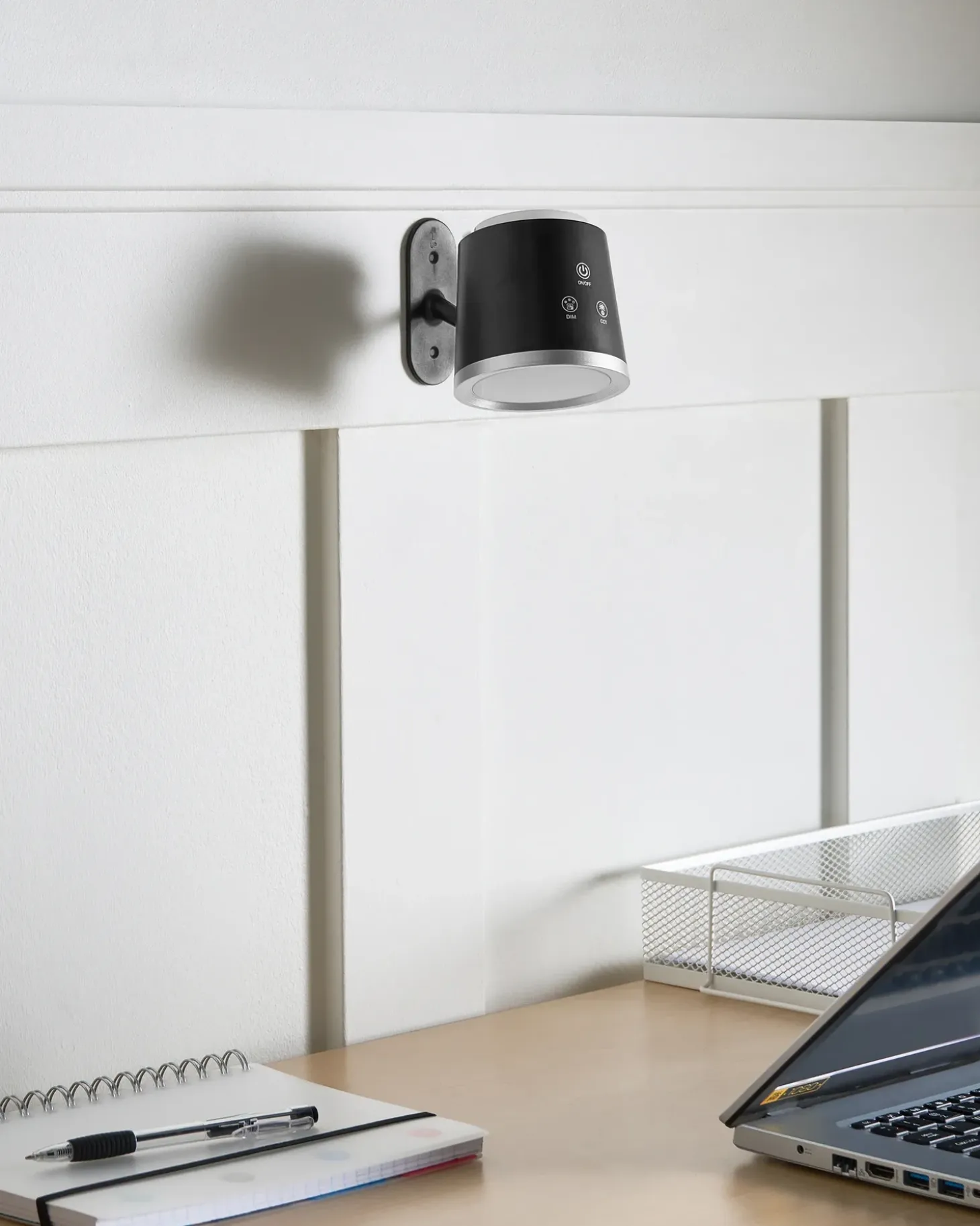 Trådløs LED-bordlampe LIBRA Med dæmpning Sort