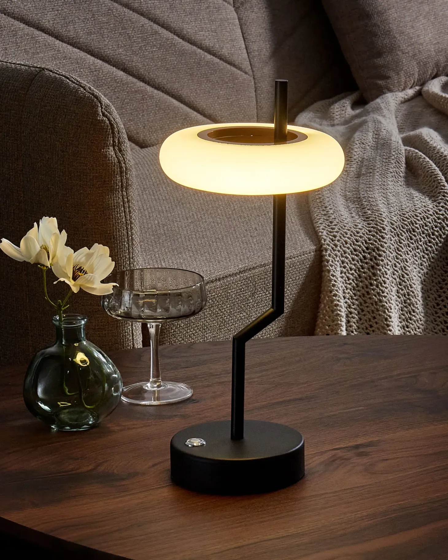 Trådløs LED-bordlampe ALVIELA Med dæmpning Metal Sort