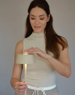 Trådløs LED-bordlampe GUDER Med dæmpning Metal Beige