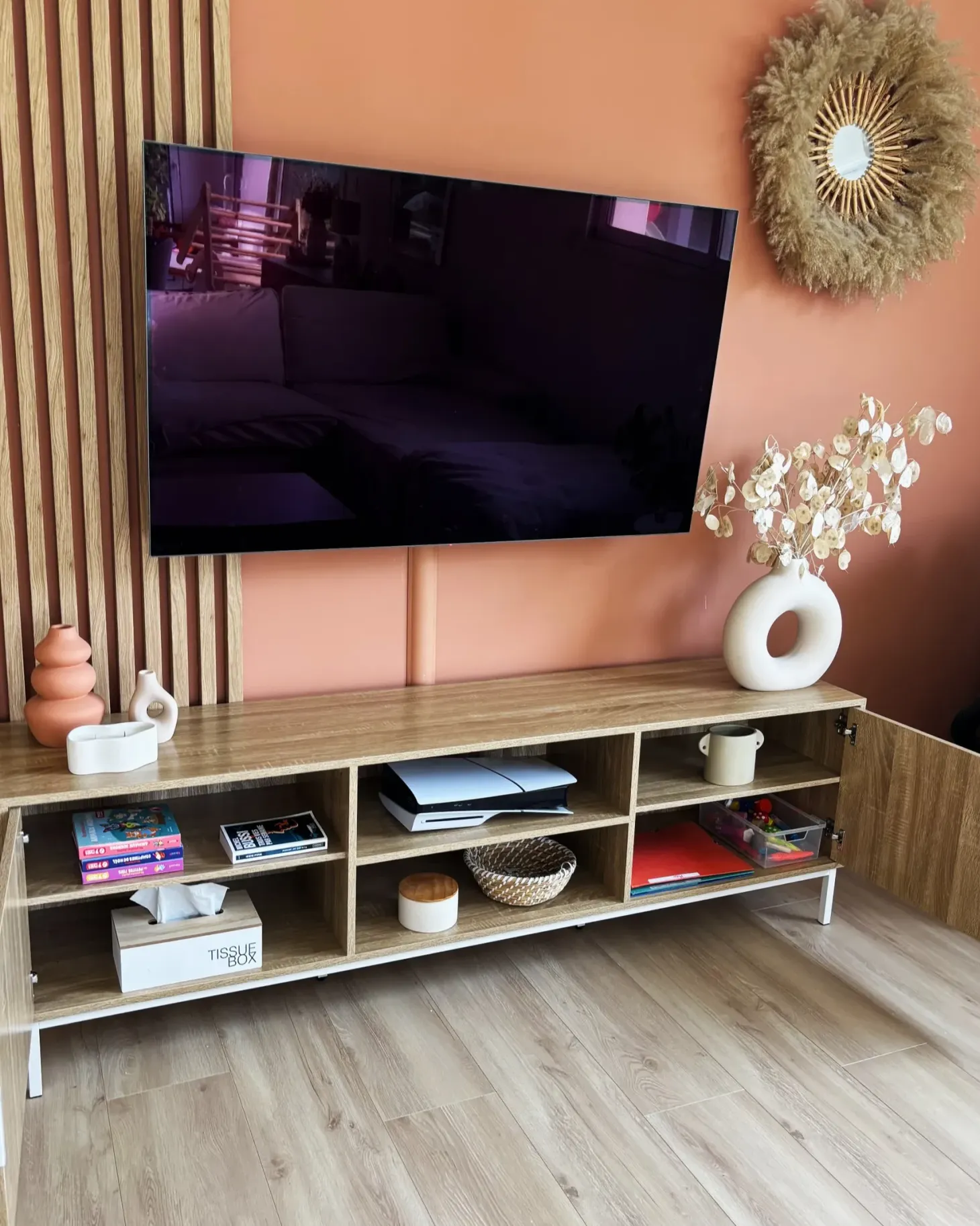 TV-bord ROYALLA Lysebrun