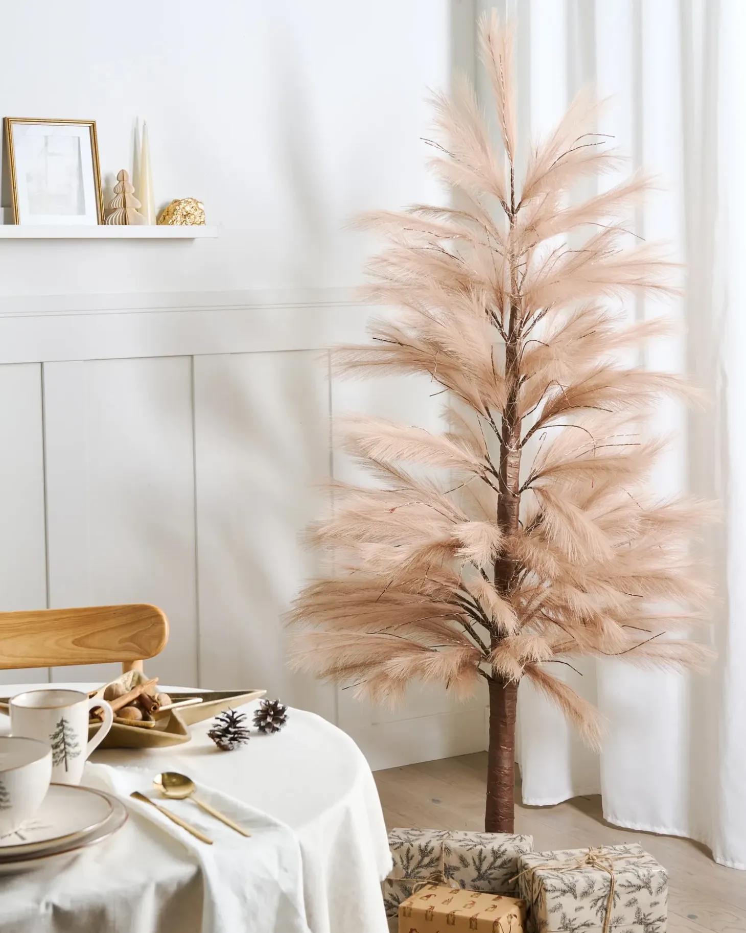 Udendørs dekoration LED HAUGANES Juletræ 190 cm Beige