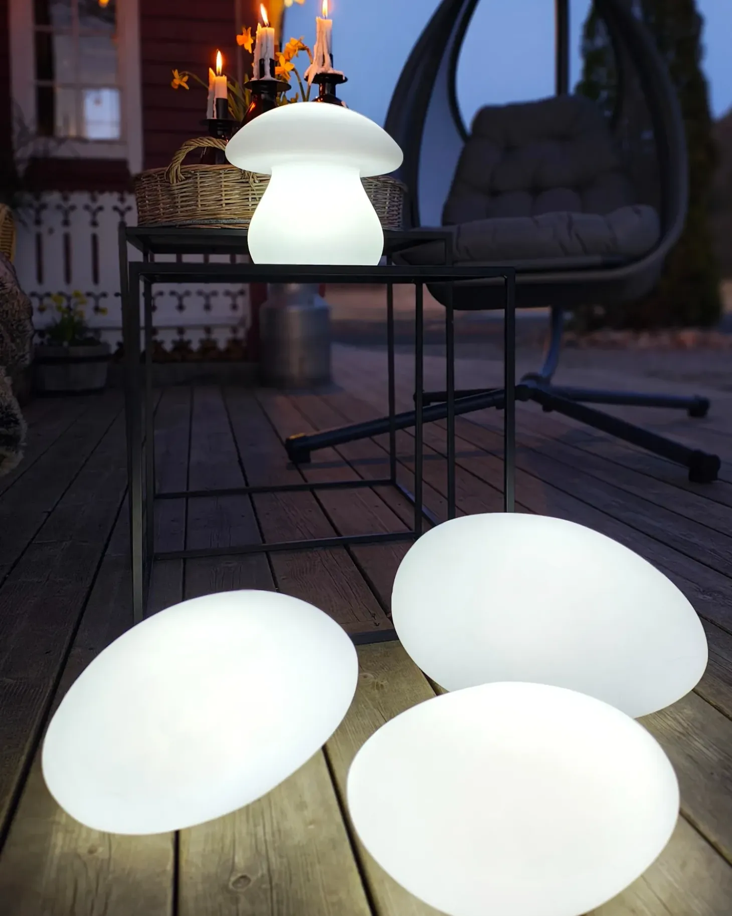 Udendørs LED-bordlampe TUIRA Med fjernbetjening Hvid