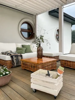 VARALLO 4 personers Loungesæt med bord Højrevendt Naturlig Rattan