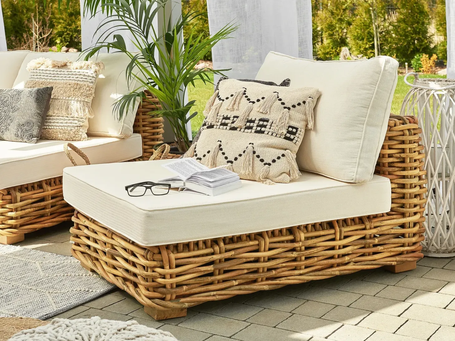 VARALLO 4 personers Loungesæt med bord Højrevendt Naturlig Rattan