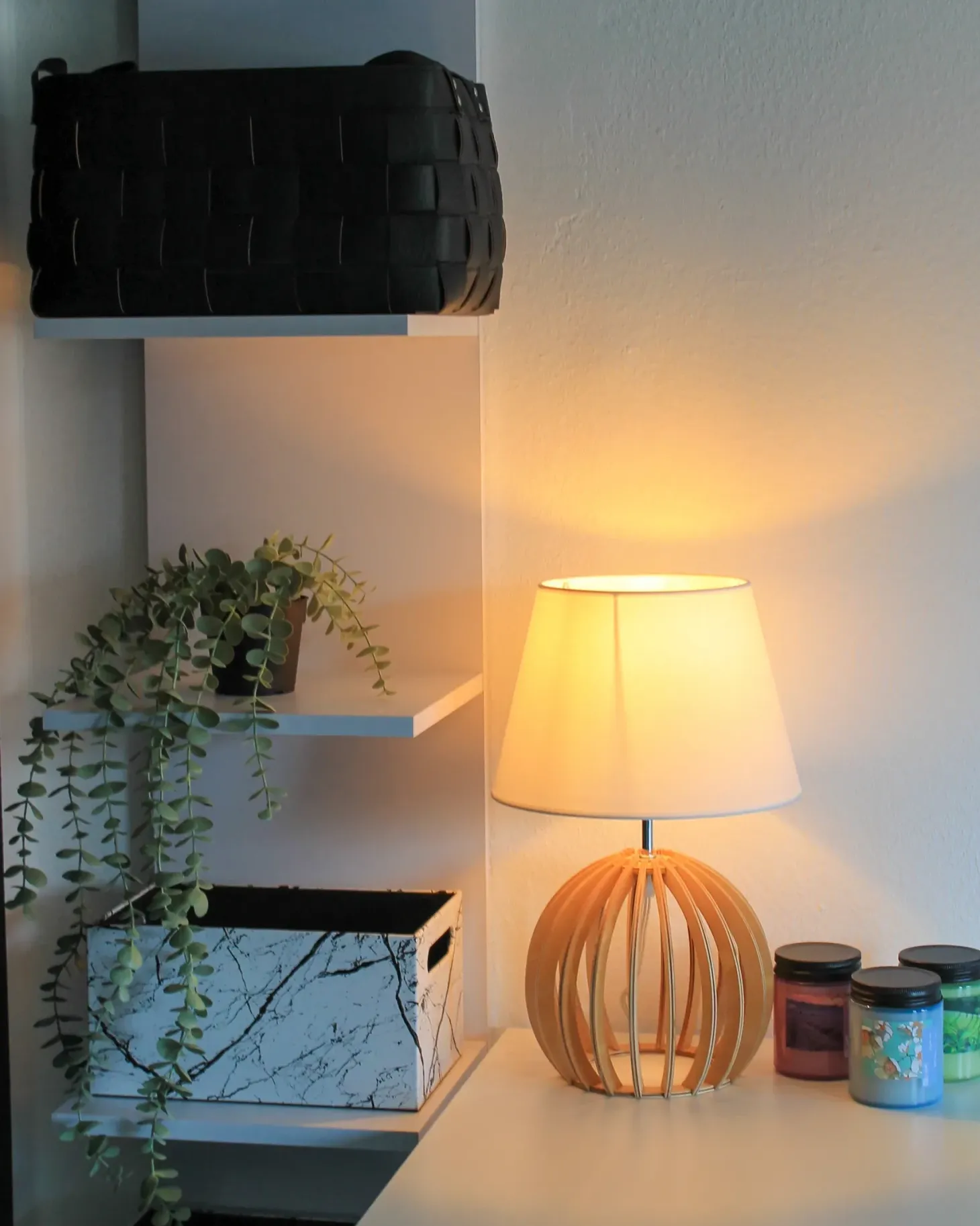 Vægreol ESTON 190 cm Hvid