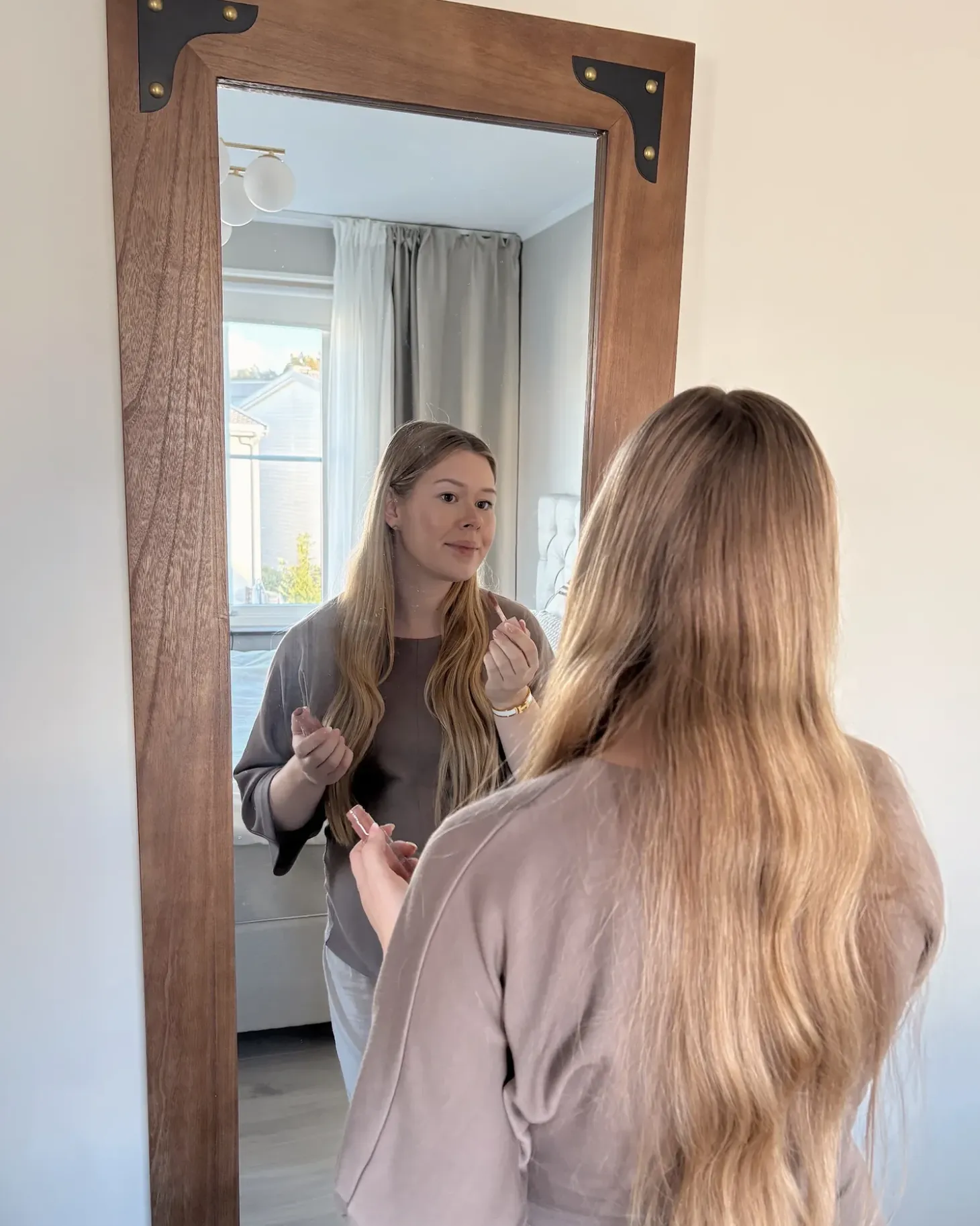 Vægspejl BLOSVILLE 58 cm 164 cm Ædelgran Brun